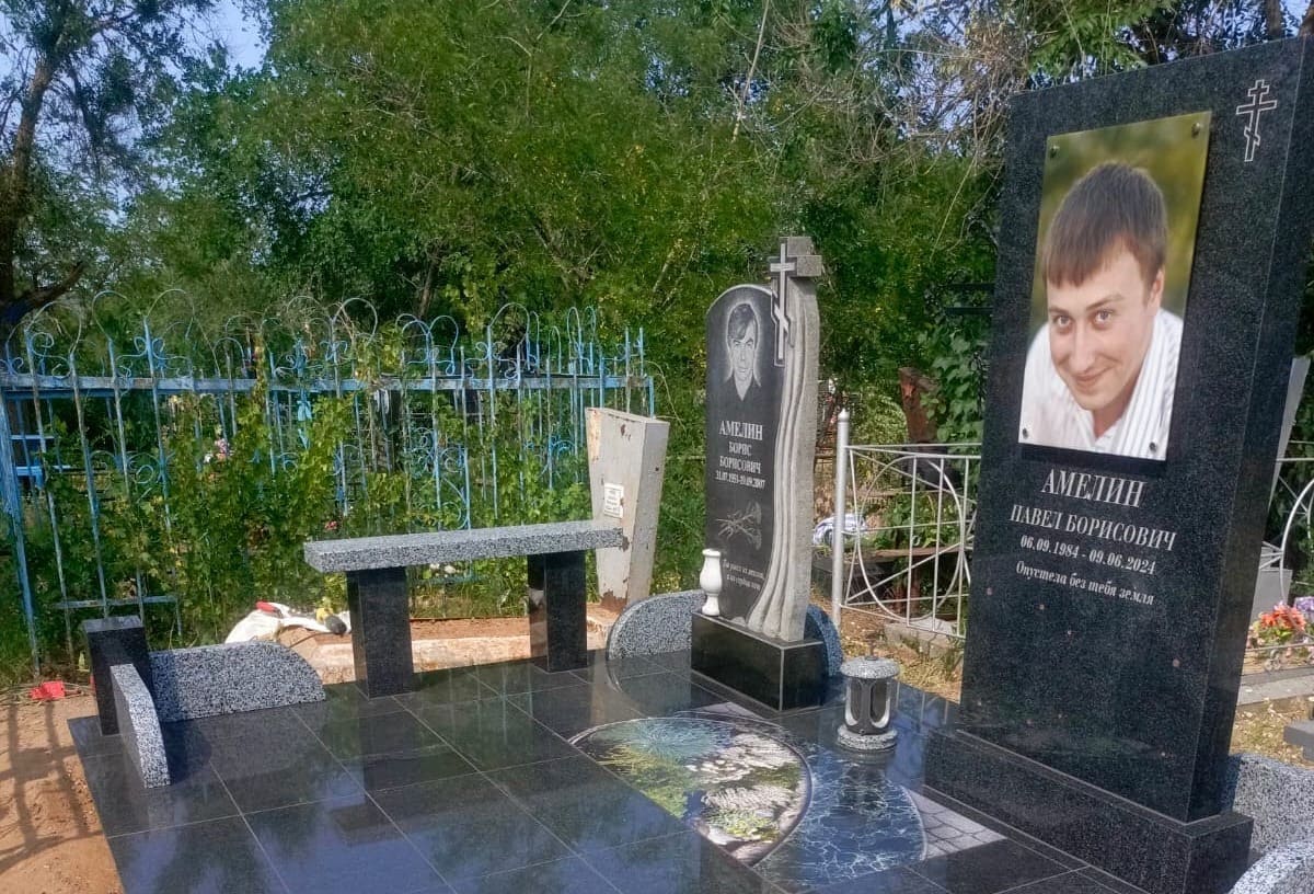 Толщина плиты и размеры памятника: на чем можно сэкономить, а на чем категорически нельзя?